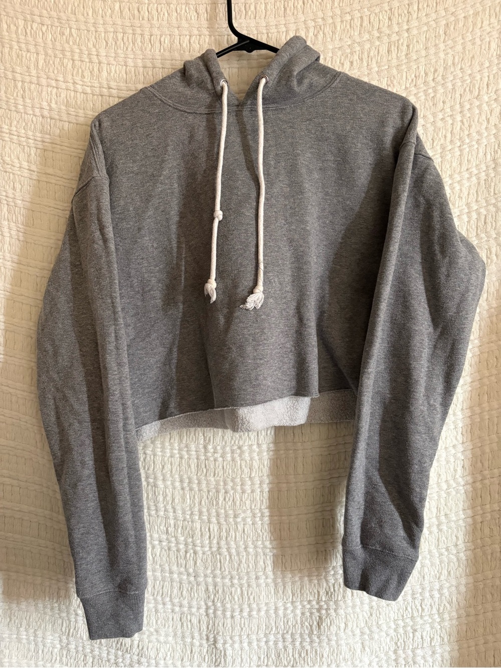 Gray Cropped Hoodie Sweater - Casual Pullover